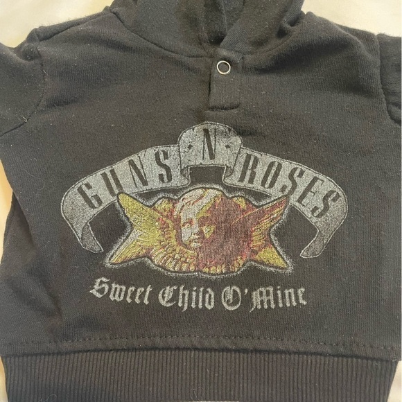 Kids Guns N Roses size 0-3 months  black hoodie - Picture 3 of 6